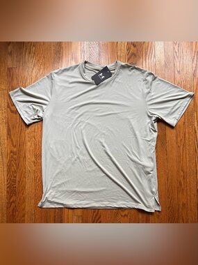 Under Armour Men's Tan Colour Shirt
